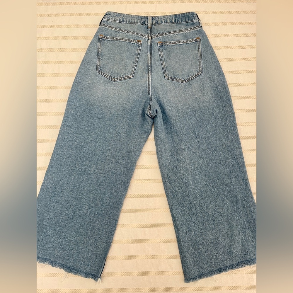 Abercrombie & Fitch High Rise Cropped Wide Leg Jean - Curve Love - Picture 7 of 14